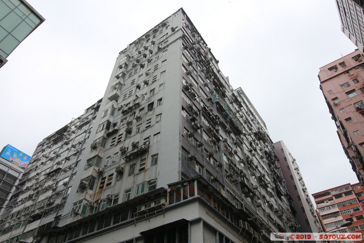 Hong Kong - Kowloon - Carnavon Road
Mots-clés: geo:lat=22.29776861 geo:lon=114.17308917 geotagged HKG Hong Kong Kowloon City Tsimshatsui East Kowloon Yau Tsim Mong Tsim Sha Tsui Carnavon Road