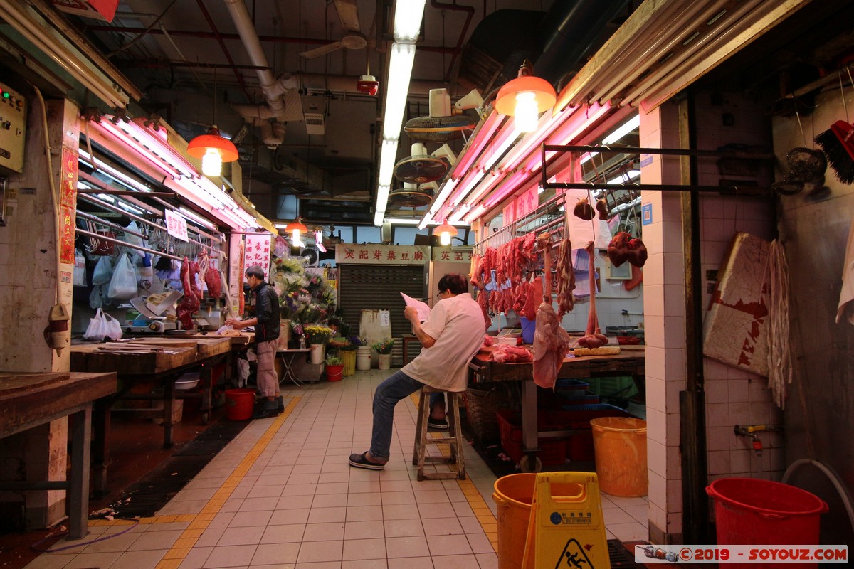 Hong Kong - Kowloon - Fa Yuen Street Market
Mots-clés: geo:lat=22.32089468 geo:lon=114.17049537 geotagged HKG Hong Kong Mong Kok Yau Tsim Mong Kowloon Fa Yuen Street Market Marche