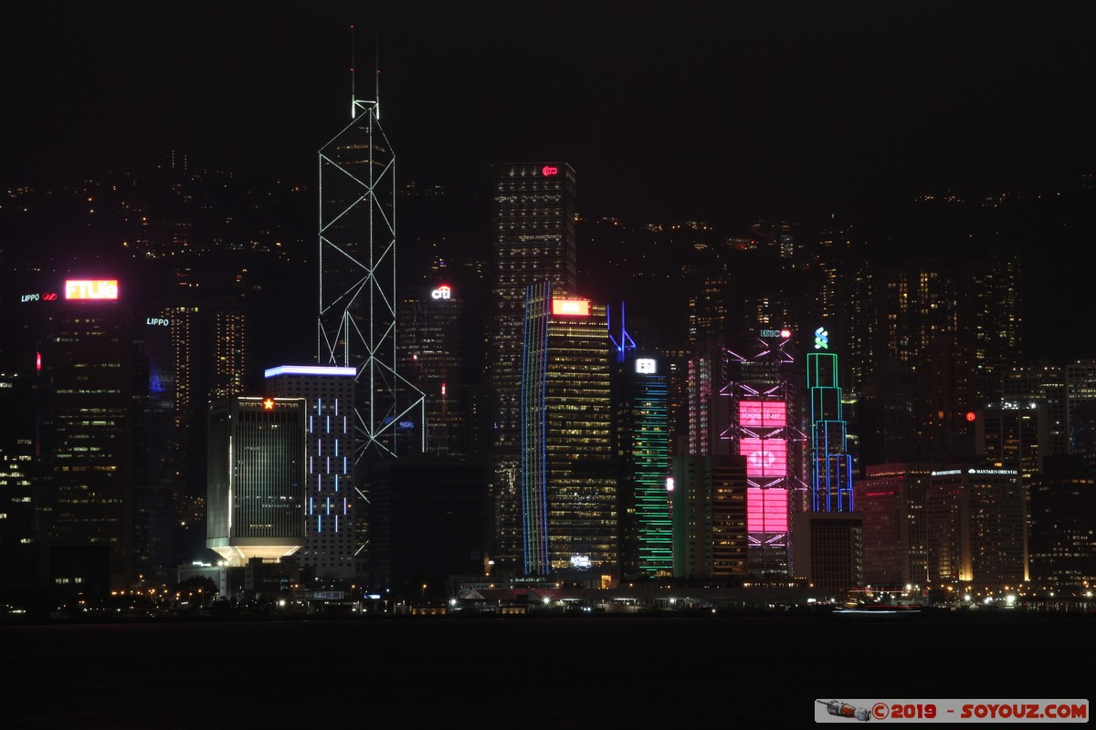 Hong Kong by night - View from Kowloon
Mots-clés: geo:lat=22.29322222 geo:lon=114.17242504 geotagged HKG Hong Kong Tsim Sha Tsui Yau Tsim Mong Kowloon Public Pier skyline skyscraper Nuit Victoria Harbour