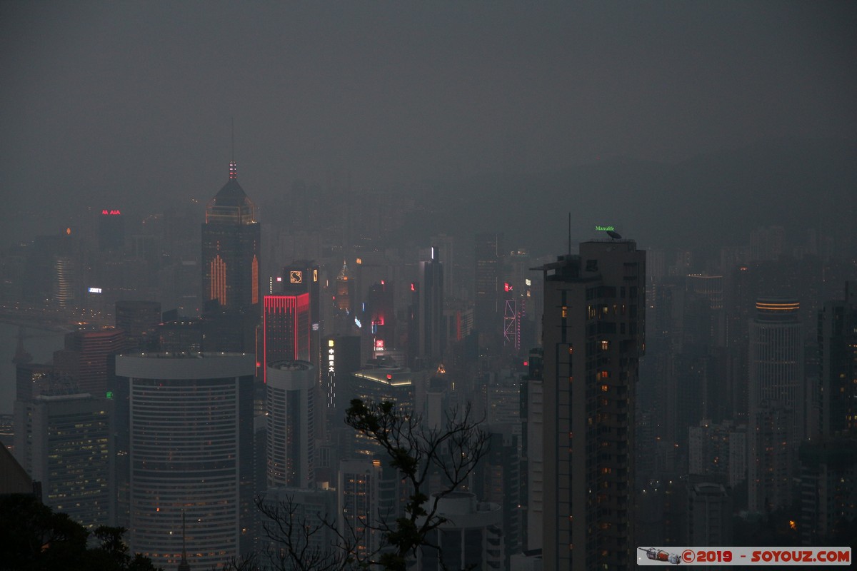 Hong Kong - View from Victoria Peak
Mots-clés: Central and Western Central District geo:lat=22.27192500 geo:lon=114.14953214 geotagged HKG Hong Kong Nuit skyscraper