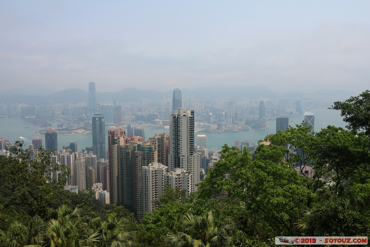 Hong Kong - View from Victoria Peak
Mots-clés: Central and Western Central District geo:lat=22.27110613 geo:lon=114.15022959 geotagged HKG Hong Kong skyline skyscraper Victoria Harbour Sky 100 International Finance Centre