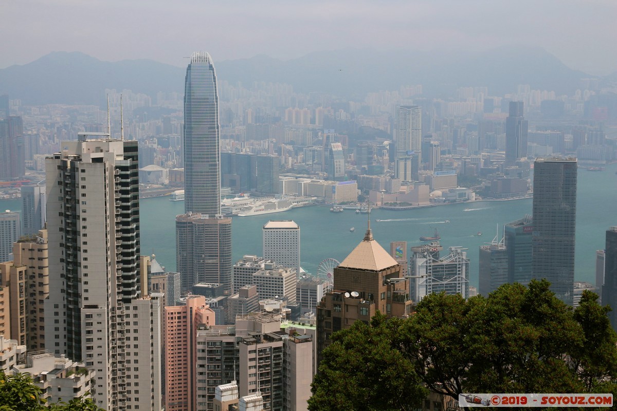 Hong Kong - View from Victoria Peak
Mots-clés: Central and Western Central District geo:lat=22.27080990 geo:lon=114.15094255 geotagged HKG Hong Kong skyline skyscraper Victoria Harbour International Finance Centre