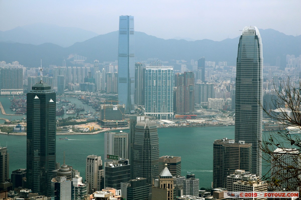 Hong Kong - View from Victoria Peak
Mots-clés: Admiralty Central and Western geo:lat=22.26960333 geo:lon=114.15322500 geotagged HKG Hong Kong skyline skyscraper Victoria Harbour Sky 100 International Finance Centre