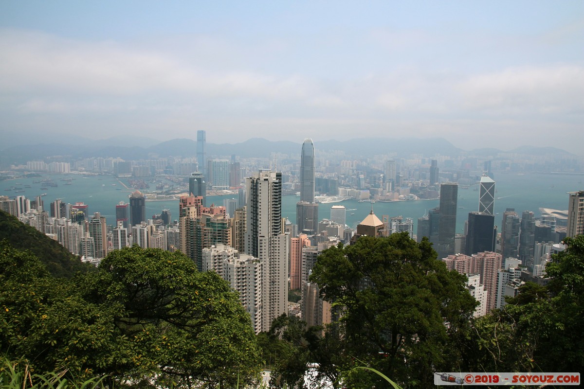 Hong Kong - View from Victoria Peak
Mots-clés: Central and Western Central District geo:lat=22.27079796 geo:lon=114.15097352 geotagged HKG Hong Kong skyline skyscraper Victoria Harbour Sky 100 International Finance Centre