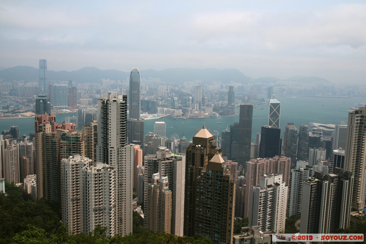 Hong Kong - View from Victoria Peak
Mots-clés: Central and Western Central District geo:lat=22.27093915 geo:lon=114.15084283 geotagged HKG Hong Kong skyline skyscraper Victoria Harbour International Finance Centre Jardine House