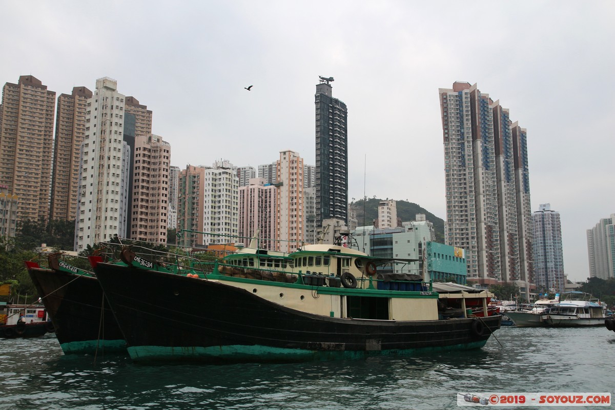 Hong Kong - Aberdeen West Typhoon Shelter
Mots-clés: geo:lat=22.24665167 geo:lon=114.15758250 geotagged HKG Hong Kong Shek Pai Wan Resettlement Estate Southern Aberdeen bateau skyscraper