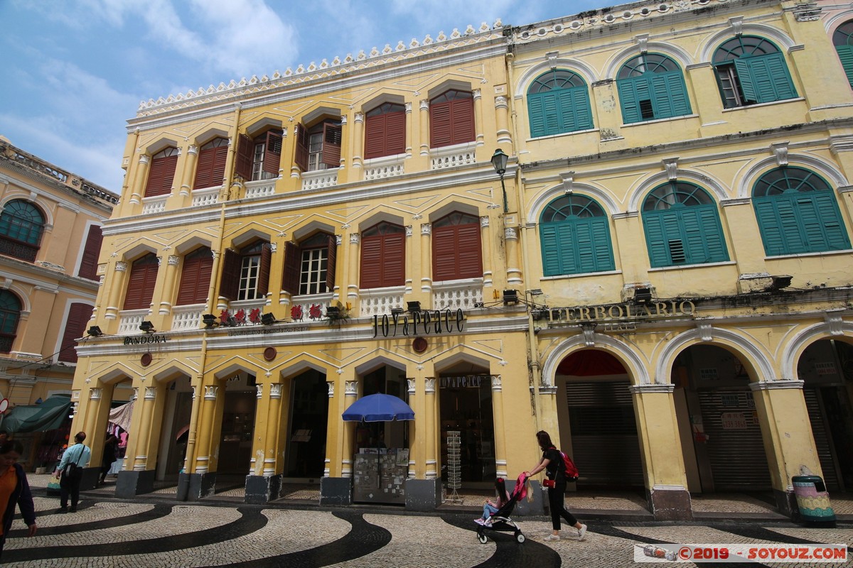 Macao - Largo do Senado
Mots-clés: geo:lat=22.19410405 geo:lon=113.54025274 geotagged MAC Macao Largo do Senado patrimoine unesco