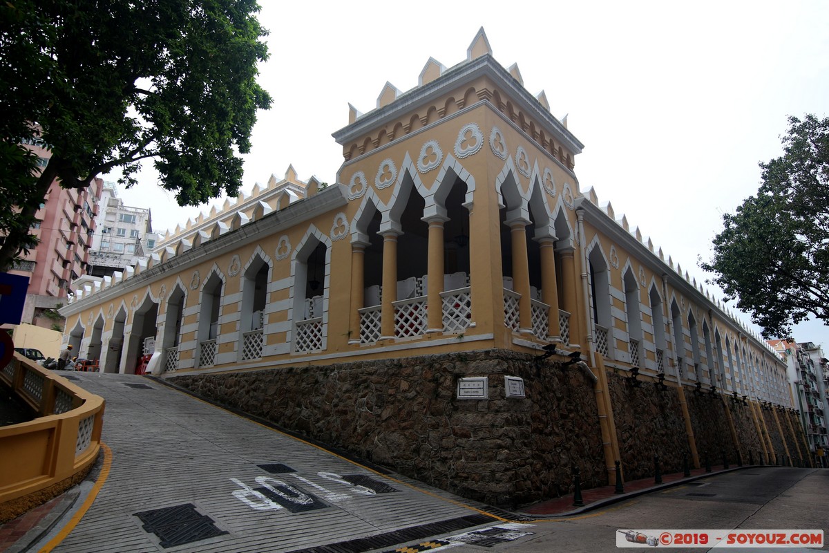 Macao - Moorish Barracks
Mots-clés: Chine CHN geo:lat=22.18778486 geo:lon=113.53275776 geotagged Guangdong Sheng Macao São Lourenço patrimoine unesco Moorish Barracks Calçada da Barra