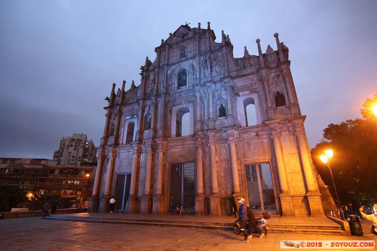 Macao by night - Igreja de São Paulo
Mots-clés: geo:lat=22.19729687 geo:lon=113.54096085 geotagged MAC Macao Santo António Nuit patrimoine unesco Igreja de São Paulo Egli$e Ruines