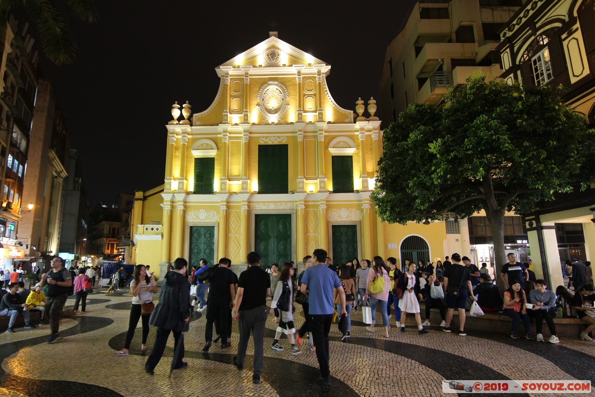 Macao by night - Igreja de São Domingos
Mots-clés: geo:lat=22.19442055 geo:lon=113.54047537 geotagged MAC Macao Nuit patrimoine unesco Igreja de São Domingos Egli$e