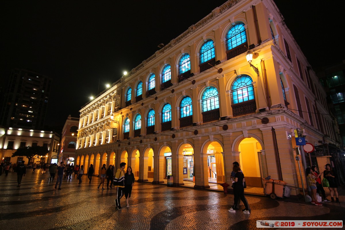 Macao by night - Largo do Senado
Mots-clés: geo:lat=22.19403561 geo:lon=113.54020983 geotagged MAC Macao Nuit patrimoine unesco Largo do Senado