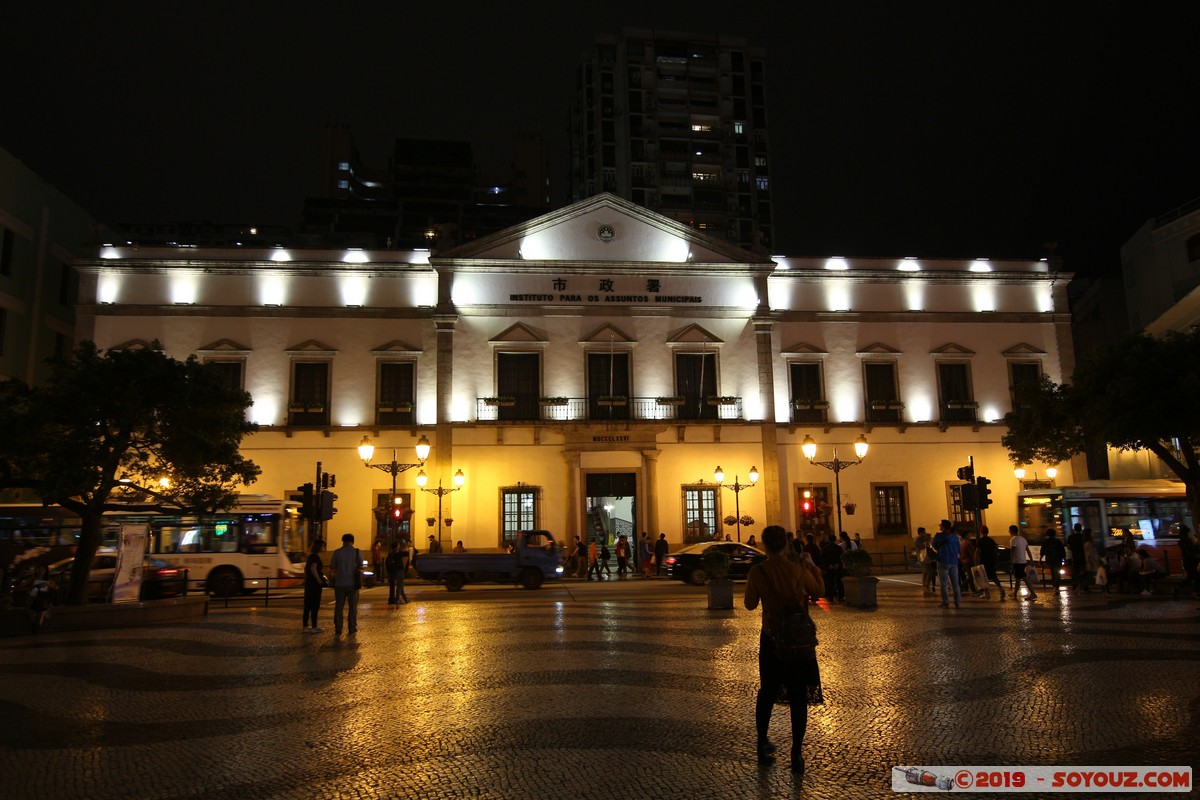 Macao by night - Largo do Senado - Edifício do Leal Senado
Mots-clés: geo:lat=22.19349917 geo:lon=113.53974581 geotagged MAC Macao Nuit patrimoine unesco Largo do Senado Edifício do Leal Senado