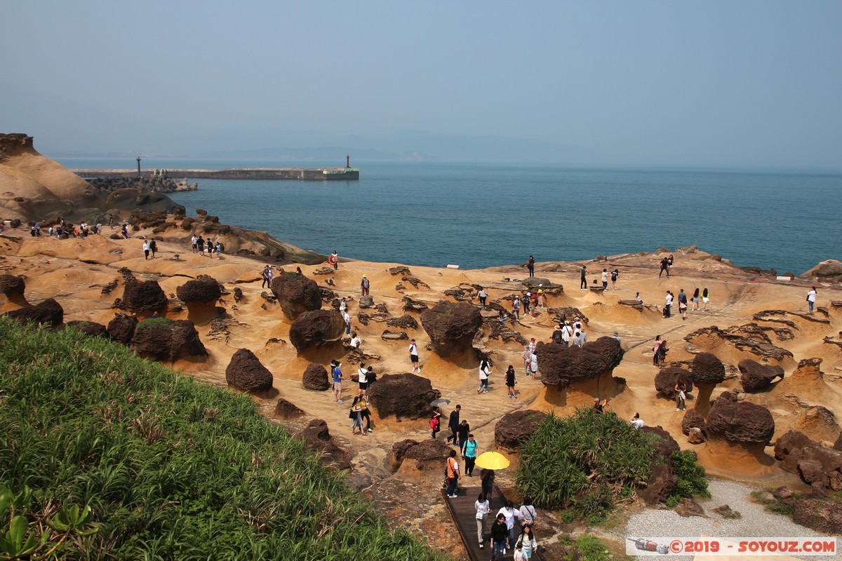 Wanli - Yehliu Geopark - Mushroom Rocks
Mots-clés: geo:lat=25.20744804 geo:lon=121.69202025 geotagged Taipeh Taiwan TWN Yeliu New Taipei Wanli District Yehliu Geopark Ginger and Mushroom Rocks