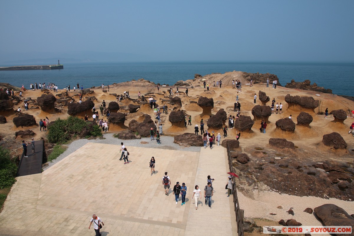 Wanli - Yehliu Geopark - Ginger and Mushroom Rocks
Mots-clés: geo:lat=25.20744804 geo:lon=121.69202025 geotagged Taipeh Taiwan TWN Yeliu New Taipei Wanli District Yehliu Geopark Ginger and Mushroom Rocks