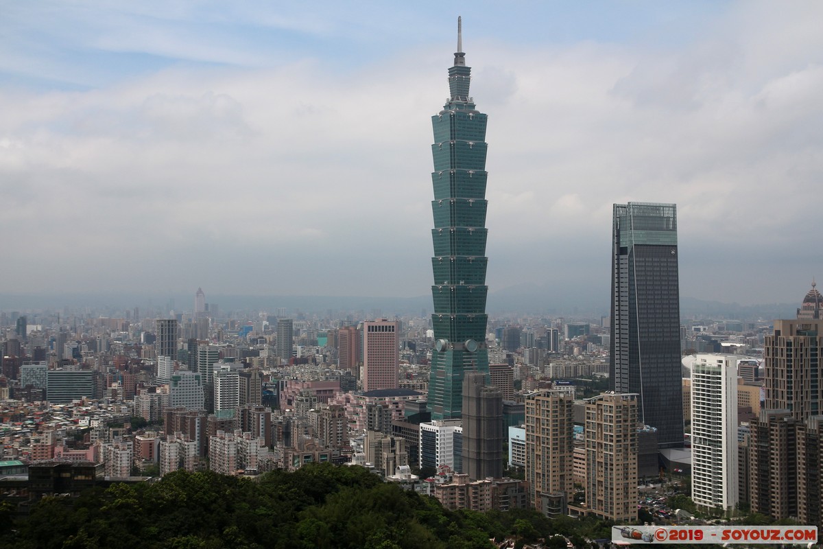 Taipei - Xiangshan Trail - Taipei 101
Mots-clés: geo:lat=25.02736048 geo:lon=121.57618780 geotagged Jiupokou Taiwan TWN Taipei New Taipei Xiangshan Trail skyscraper Taipei 101 Deloitte Tower Elephant Mountain