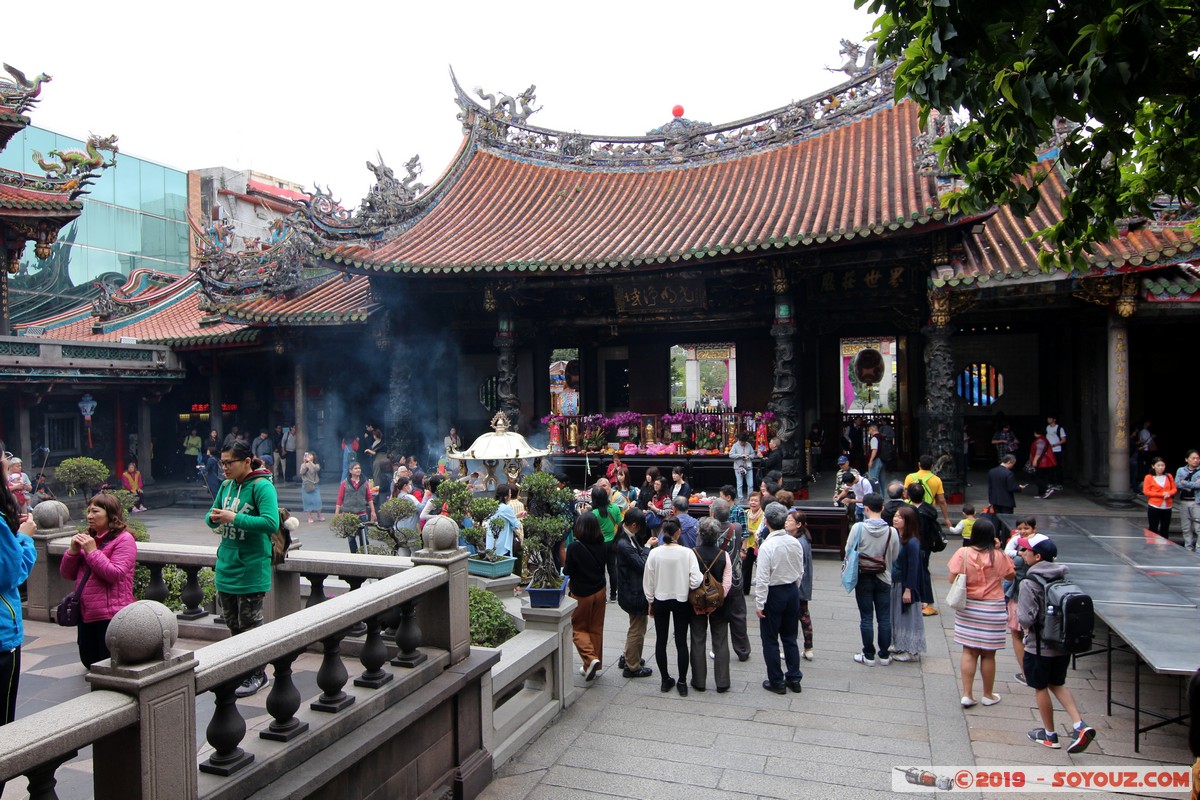 Taipei - Lungshan Temple
Mots-clés: geo:lat=25.03701133 geo:lon=121.49978333 geotagged Taiwan TWN Wan-hua Taipei New Taipei Wanhua District Lungshan Temple Boudhiste