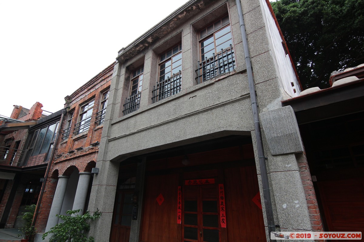 Taipei - Bopiliao Historical Block
Mots-clés: geo:lat=25.03691546 geo:lon=121.50188826 geotagged Taiwan TWN Wan-hua Taipei New Taipei Wanhua District Bopiliao Historical Block