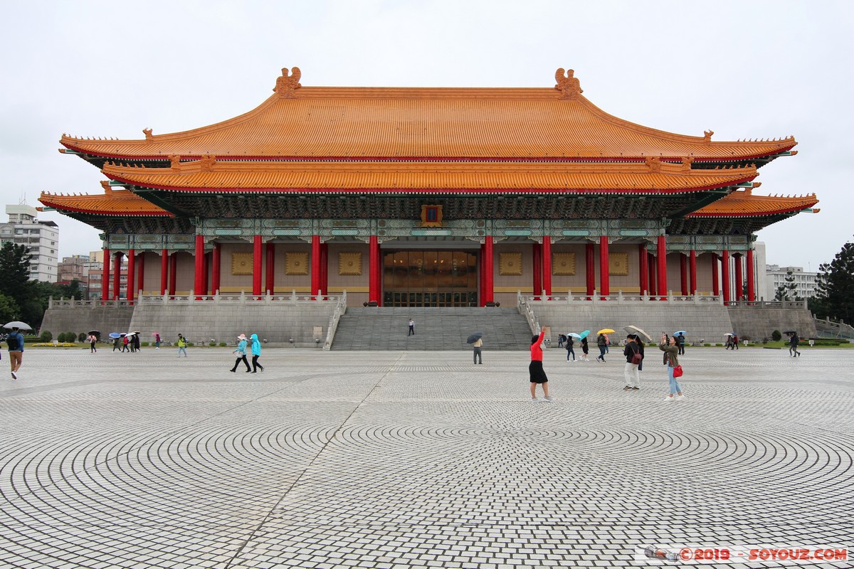 Taipei - Zhongzheng Memorial Park - National Theatre
Mots-clés: geo:lat=25.03628492 geo:lon=121.51881550 geotagged Guting Taiwan TWN Taipei New Taipei Zhongzheng Memorial Park National Theatre