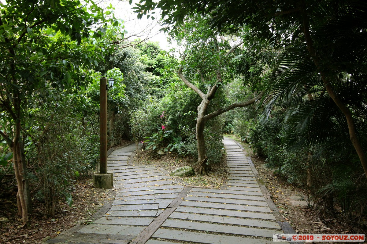 Hualien - Meilunshan Park
Mots-clés: geo:lat=23.99072277 geo:lon=121.61384379 geotagged Guomin Taiwan TWN Hualien County Meilunshan Park Parc