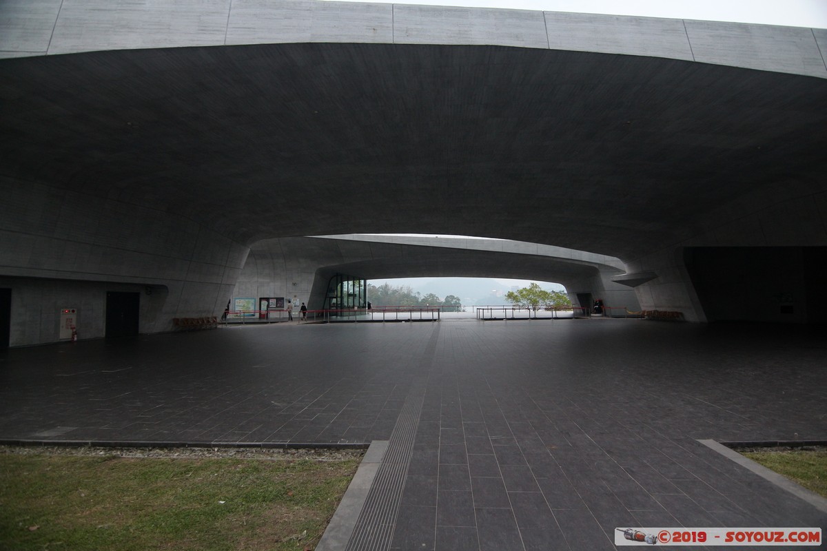 Sun Moon Lake - Xiangshan Visitor Center
Mots-clés: geo:lat=23.85163944 geo:lon=120.90224667 geotagged Taiwan TWN Xiangshan Nantou County Sun Moon Lake Xiangshan Visitor Center Architecture