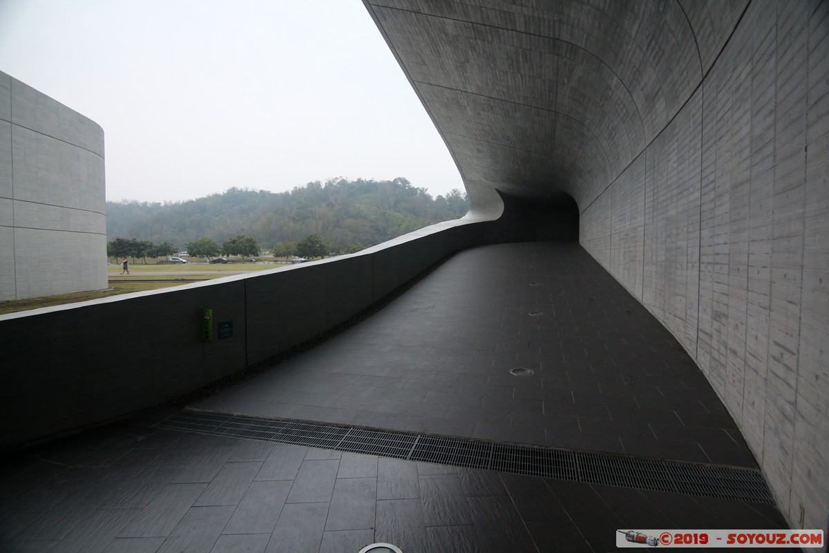 Sun Moon Lake - Xiangshan Visitor Center
Mots-clés: geo:lat=23.85186767 geo:lon=120.90201944 geotagged Taiwan TWN Xiangshan Nantou County Sun Moon Lake Xiangshan Visitor Center Architecture