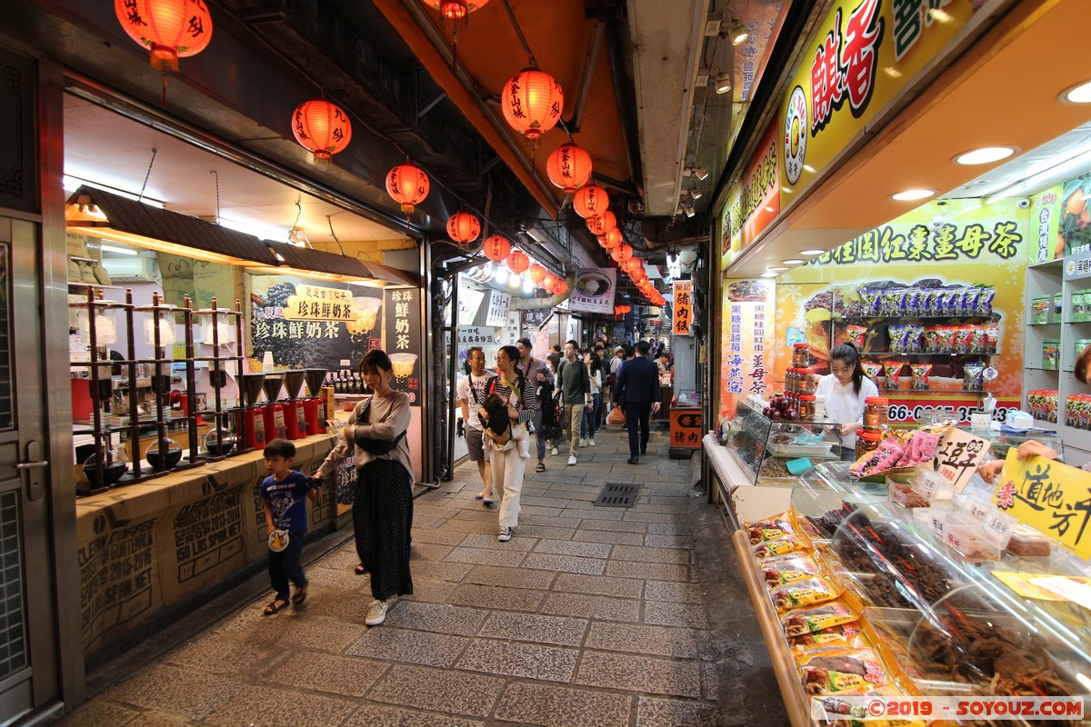 Jiufen - Jishan Street (old street)
Mots-clés: geo:lat=25.10947158 geo:lon=121.84531338 geotagged Jiufen Taipeh Taiwan TWN Ruifang District New Taipei Jishan Street Commerce