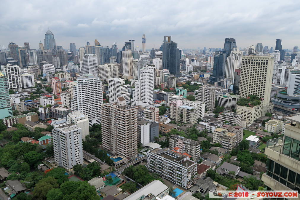 Bangkok - View on the city from 35th Floor
Mots-clés: Bang Rak Bangkok geo:lat=13.73315274 geo:lon=100.56057304 geotagged Sukhumvit THA Thaïlande skyscraper