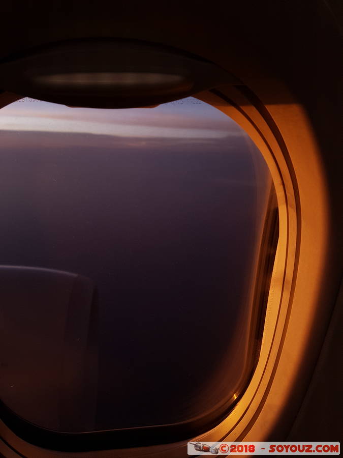 Au dessus du Lac Victoria - Tanzanie
Mots-clés: sunset Tanzanie TZA vue aerienne