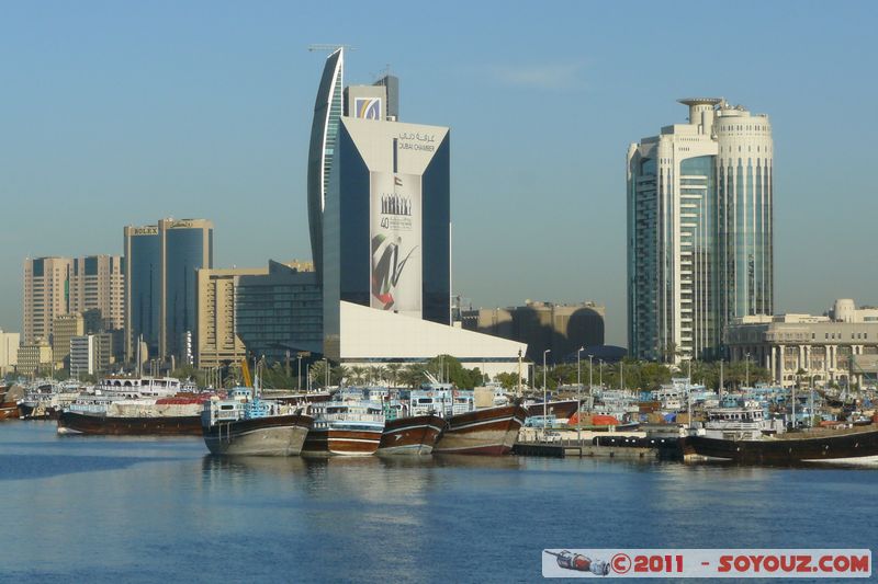 Dubai Deira - View from Al Maktoum Bridge - The Creek
Mots-clés: Al BarÄá¸©ah mirats Arabes Unis geo:lat=25.25195446 geo:lon=55.32090425 UAE United Arab Emirates Dhow bateau Deira mer