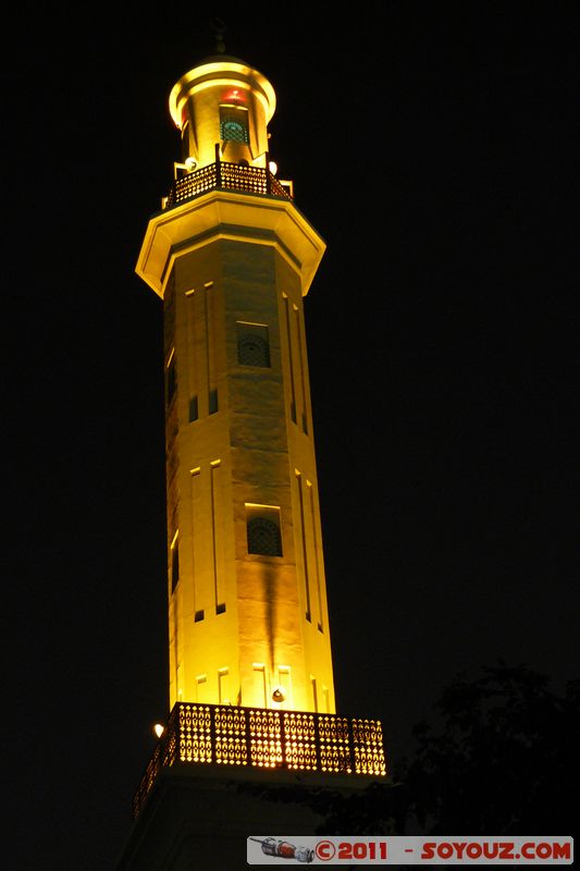 Bur Dubai by night - Grand Mosque
Mots-clés: Bur Dubai mirats Arabes Unis geo:lat=25.26461469 geo:lon=55.29656740 UAE United Arab Emirates Nuit Mosque Grand Mosque