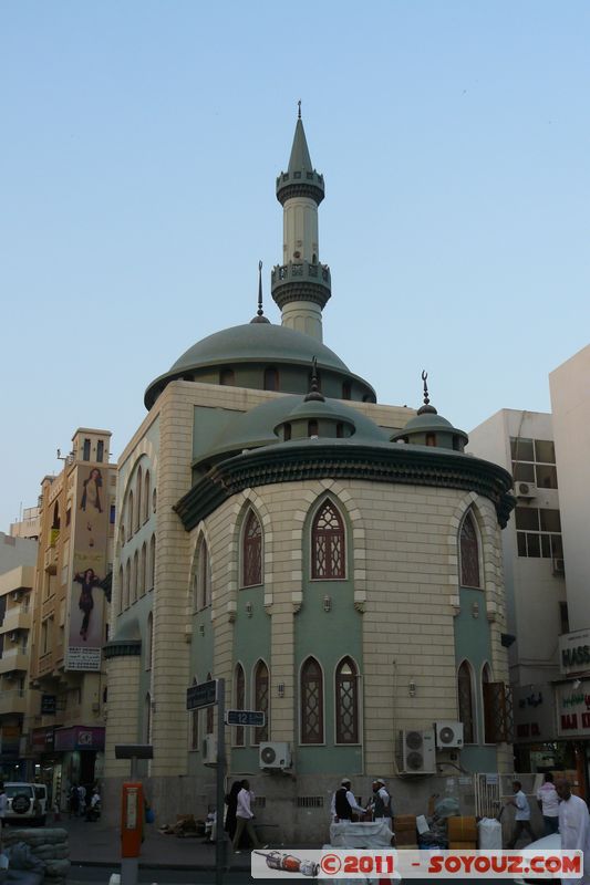 Dubai Deira - Bilhoul Mosque
Mots-clés: Bur Dubai mirats Arabes Unis geo:lat=25.26815309 geo:lon=55.29743129 UAE United Arab Emirates Deira Marche Mosque