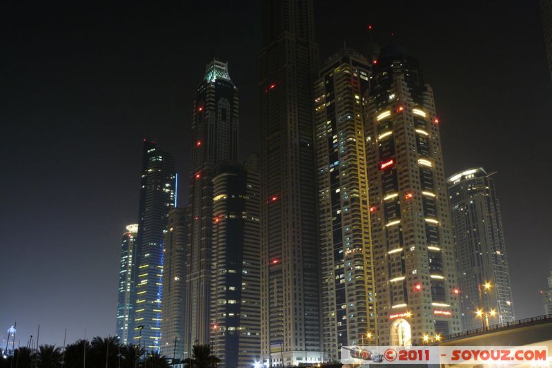 Dubai Marina by night
Mots-clés: Emirates Hill Second mirats Arabes Unis geo:lat=25.08778558 geo:lon=55.14239363 UAE United Arab Emirates Nuit Dubai Marina