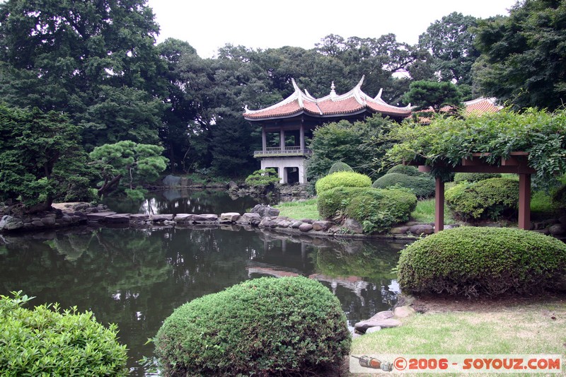 Shinjuku Gyoen National Garden - Maison de Thé
