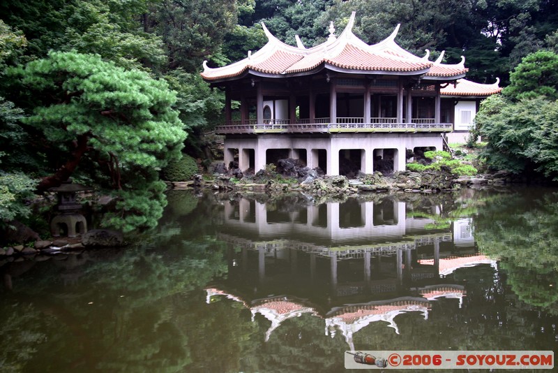 Shinjuku Gyoen National Garden - Maison de Thé
