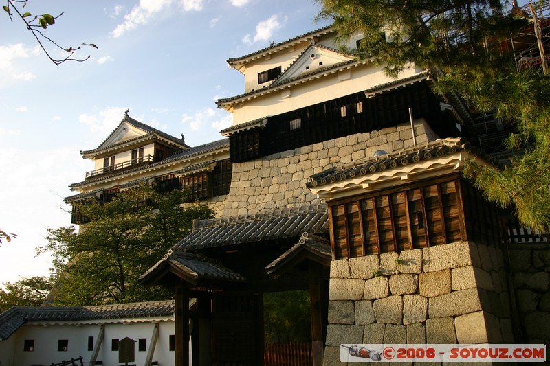 Chateau de Matsuyama - Donjon
Mots-clés: chateau