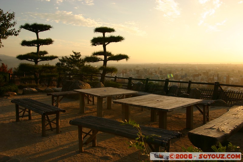 Couché de Soleil sur Matsuyama
Mots-clés: sunset