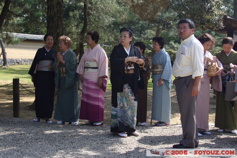 Nandaimon Gate - Kimonos traditionnels
