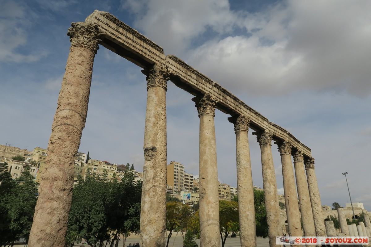 Amman - Roman Theatre
Mots-clés: Amman Governorate Jabal al Qal‘ah JOR Jordanie Roman Theatre Ruines romaines The Hashemite Plaza