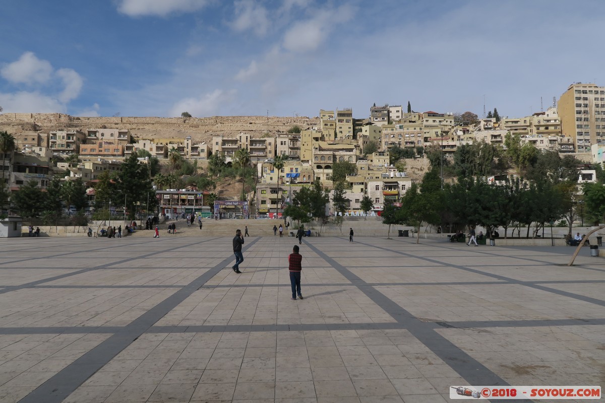 Amman - The Hashemite Plaza
Mots-clés: Amman Governorate Jabal al Qal‘ah JOR Jordanie The Hashemite Plaza