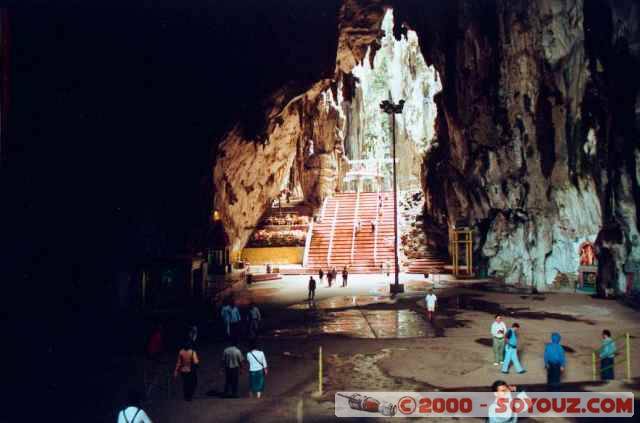 k-09-batucaves.jpg