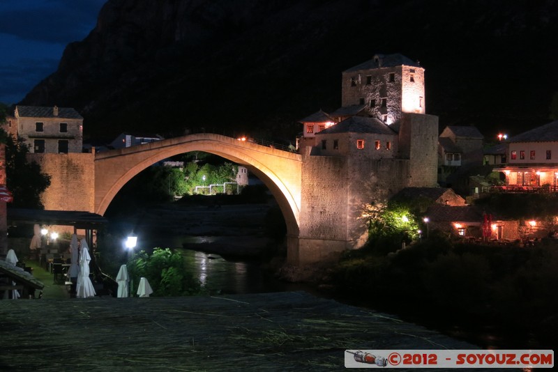 Mostar by night - Stari Most
Mots-clés: BIH BjeluÅ¡ine Bosnie HerzÃ©govine Federation of Bosnia and Herzegovina geo:lat=43.33802667 geo:lon=17.81543000 geotagged Nuit patrimoine unesco Pont Stari most