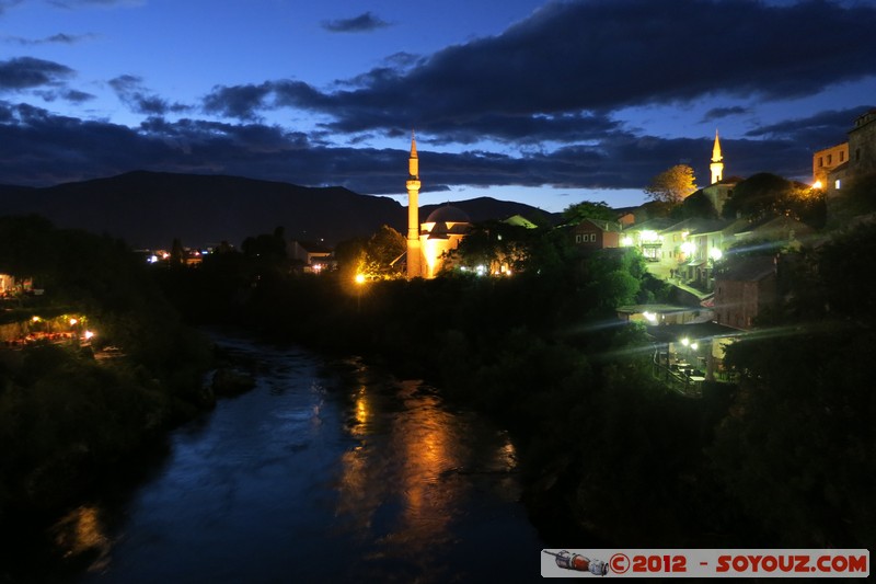 Mostar by night - Stari Grad
Mots-clés: BIH BjeluÅ¡ine Bosnie HerzÃ©govine Federation of Bosnia and Herzegovina geo:lat=43.33743856 geo:lon=17.81558847 geotagged Nuit patrimoine unesco Stari grad Riviere Mosque