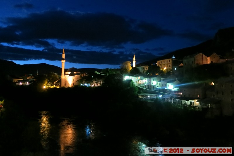 Mostar by night - Stari Grad and Koski Mehmed pashaâ��s mosque
Mots-clés: BIH BjeluÅ¡ine Bosnie HerzÃ©govine Federation of Bosnia and Herzegovina geo:lat=43.33723557 geo:lon=17.81468716 geotagged Nuit patrimoine unesco Stari grad Mosque Riviere