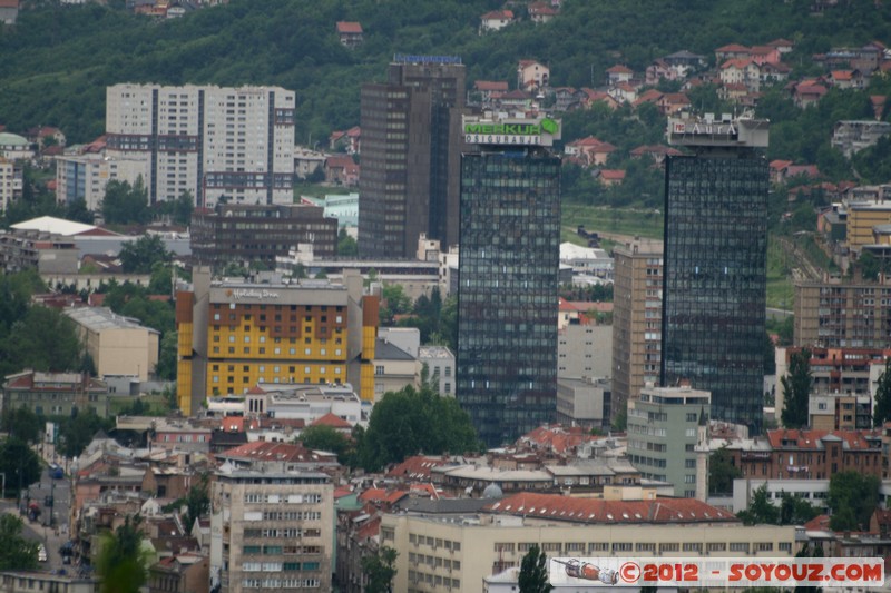 Sarajevo - View from Restoran Kod Briana - The Holiday Inn
Mots-clés: Bazen Lipa BIH Bosnie HerzÃ©govine geo:lat=43.85545833 geo:lon=18.44124333 geotagged The Holiday Inn