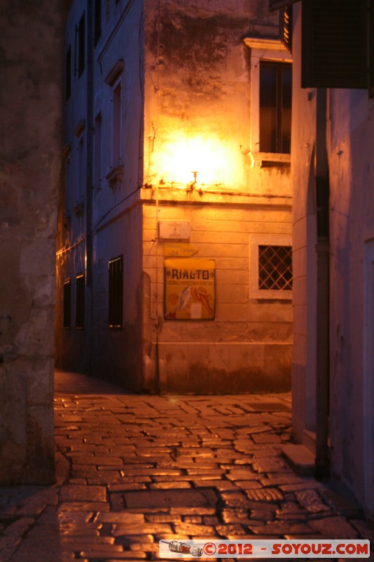 Porec by Night - Eufrazijeva
Mots-clés: Croatie geo:lat=45.22841259 geo:lon=13.59170794 geotagged HRV Istarska Pore Nuit medieval