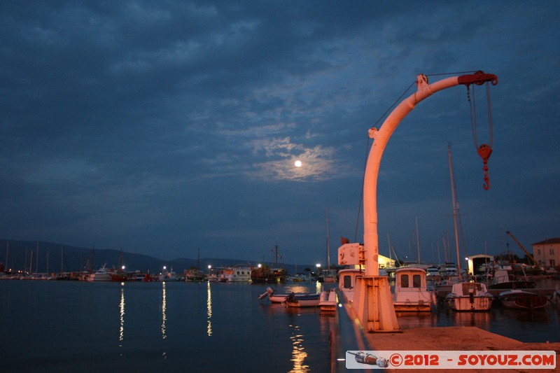 Krk by Night
Mots-clés: Croatie geo:lat=45.02494593 geo:lon=14.57202960 geotagged HRV Krk Primorsko-Goranska Nuit Lune Port