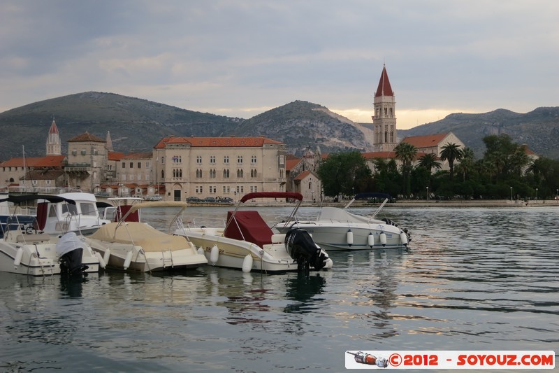 Trogir
Mots-clés: City of Trogir Croatie geo:lat=43.51490333 geo:lon=16.25232833 geotagged HRV Splitsko-Dalmatinska Trogir bateau mer medieval patrimoine unesco