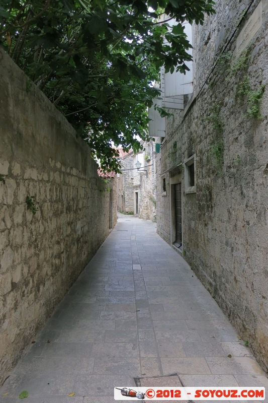 Trogir - Subiceva ul.
Mots-clés: Croatie geo:lat=43.51694855 geo:lon=16.24955137 geotagged HRV Splitsko-Dalmatinska Trogir Trogir in Croatia medieval patrimoine unesco