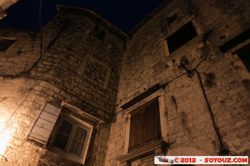 Trogir by Night - Subiceva ul.
Mots-clés: Croatie geo:lat=43.51720500 geo:lon=16.25035056 geotagged HRV Splitsko-Dalmatinska Trogir Nuit medieval patrimoine unesco