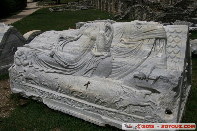 Salona roman ruins - Manastirine - a burial place
Mots-clés: Croatie geo:lat=43.54182540 geo:lon=16.48320685 geotagged HRV Solin Splitsko-Dalmatinska Romain Ruines sculpture Bas relief